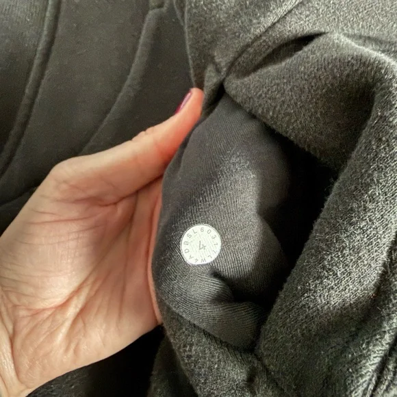 Lululemon Black Scuba Full Zip Up - Picture 7 of 10